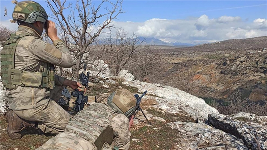 Fırat Kalkanı ve Pençe-Kilit Operasyonu bölgelerinde 7 PKK'lı terörist etkisiz hale getirildi