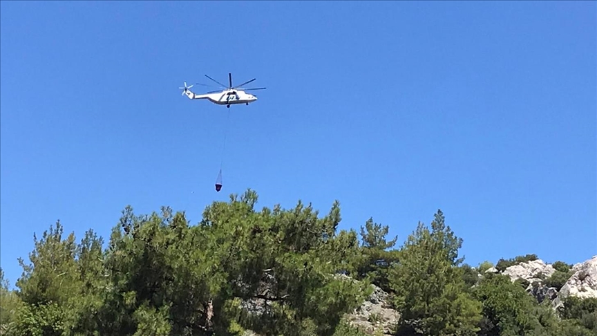 Antalya'da çıkan orman yangını kontrol altına alındı