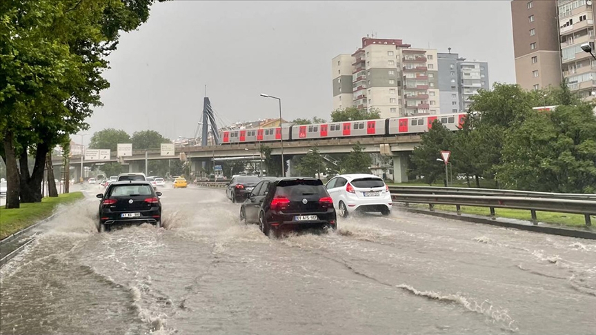 Ankara Valiliği'nden bayramda kuvvetli sağanak uyarısı