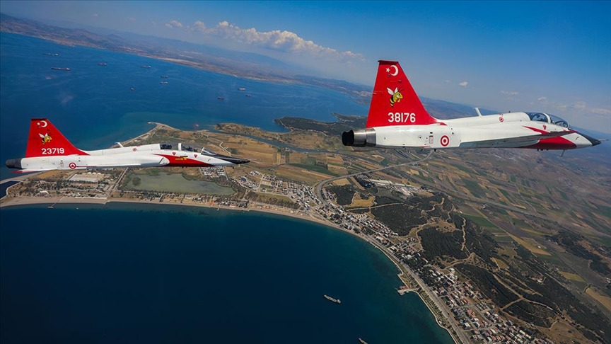 Türk Savaş Pilotları, zorlu eğitimleri geçip brövelerini takıyor