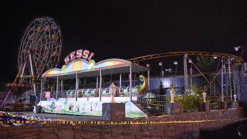 Giresun'da lunaparkta trenin raydan çıktığı kazada yaralanan 4 kişiden biri öldü