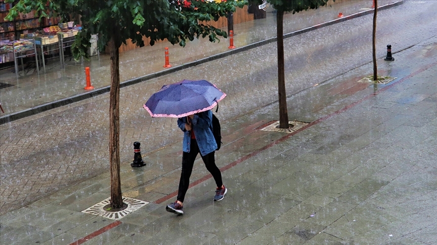 Meteoroloji'den 9 il için gök gürültülü sağanak uyarısı