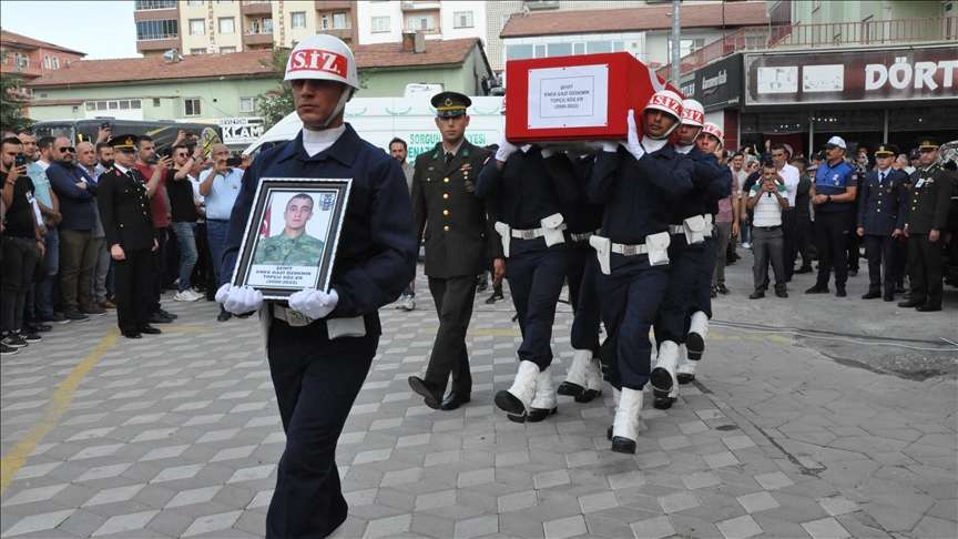 Şehit Topçu Sözleşmeli Er Enes Gazi Özdemir, Yozgat'ta son yolculuğuna uğurlandı