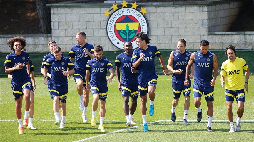 Fenerbahçe'nin Austria Wien maçı kamp kadrosu belli oldu