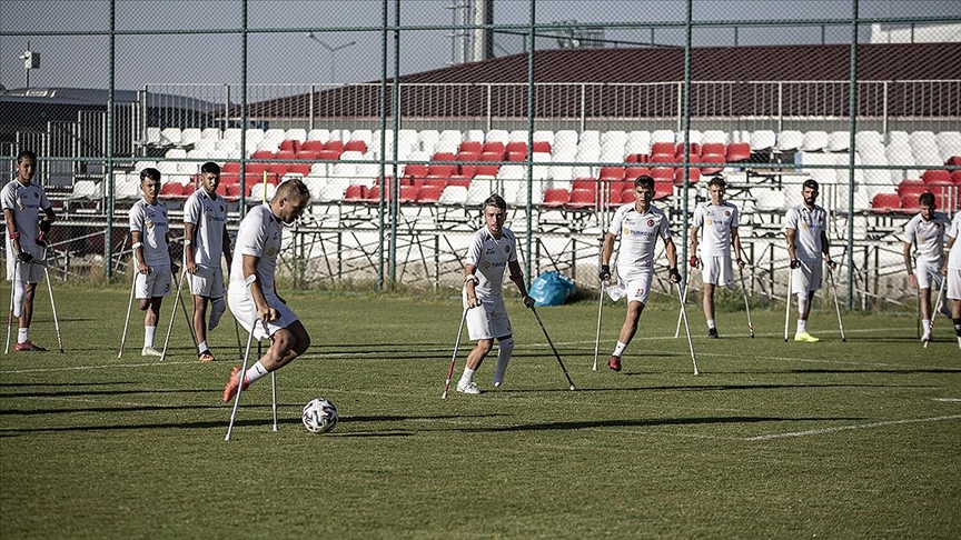 Ampute Futbol Milli Takımı kendi seyircisi önünde Dünya Kupası'nı kaldırmak istiyor