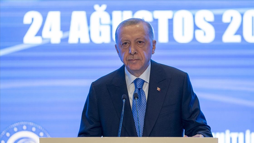 Cumhurbaşkanı Erdoğan'dan uluslararası müteahhitlik hizmetleri için 75 milyar dolar hedefi