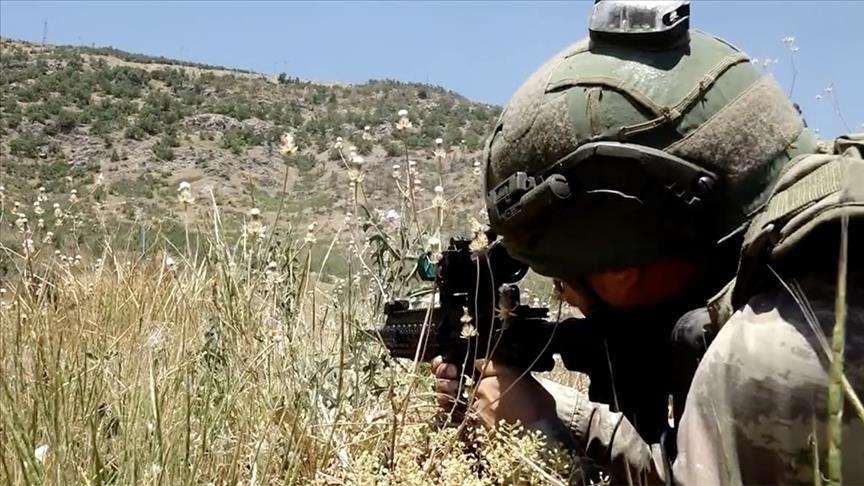 Pençe-Kilit Operasyonu'nda 2 PKK'lı terörist etkisiz hale getirildi