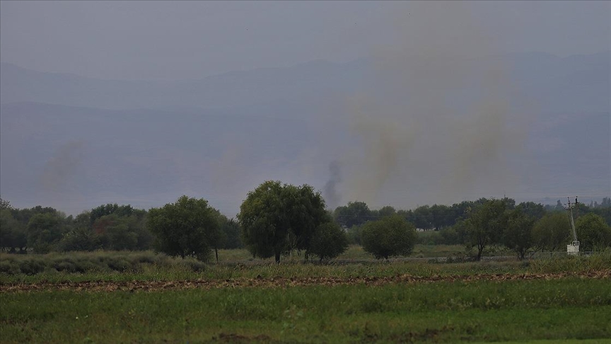 Ermenistan ordusu Kelbecer ve Laçın'daki Azerbaycan mevzilerini top atışına tuttu