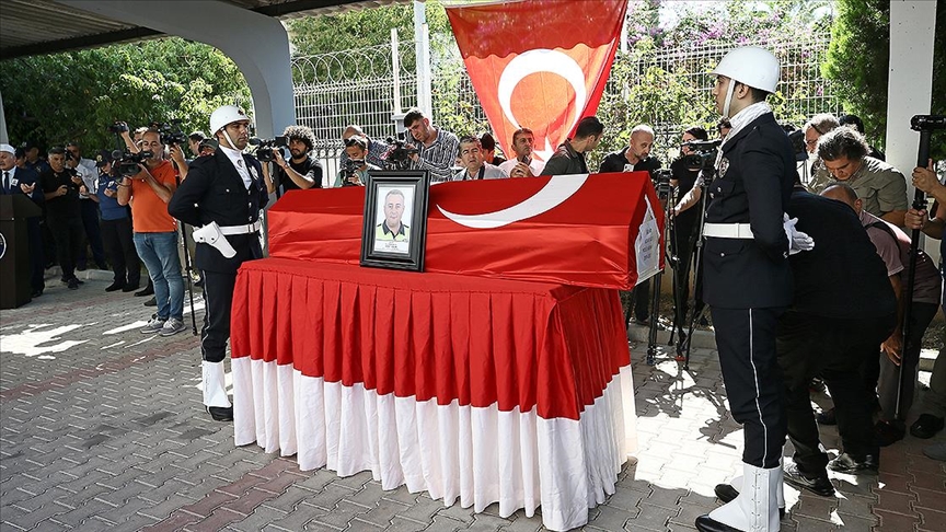 Mersin'de şehit polis memuru Sedat Gezer için cenaze töreni düzenlendi