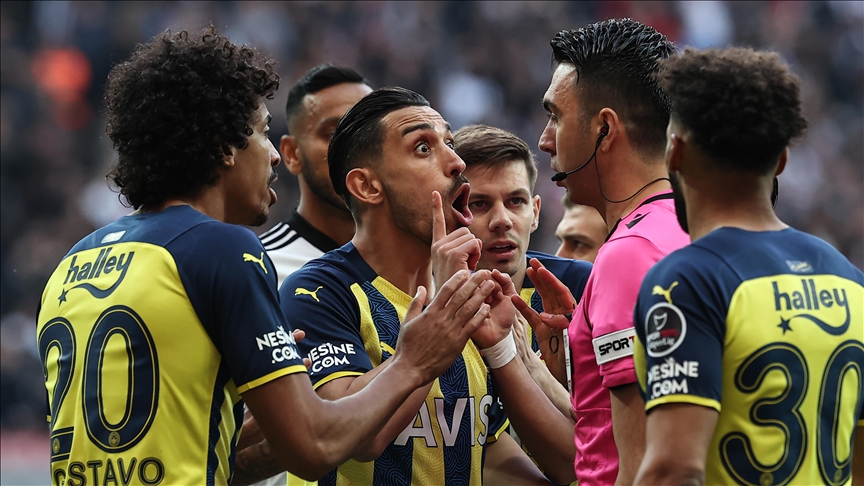 Beşiktaş-Fenerbahçe derbileri 'hırçın' geçiyor