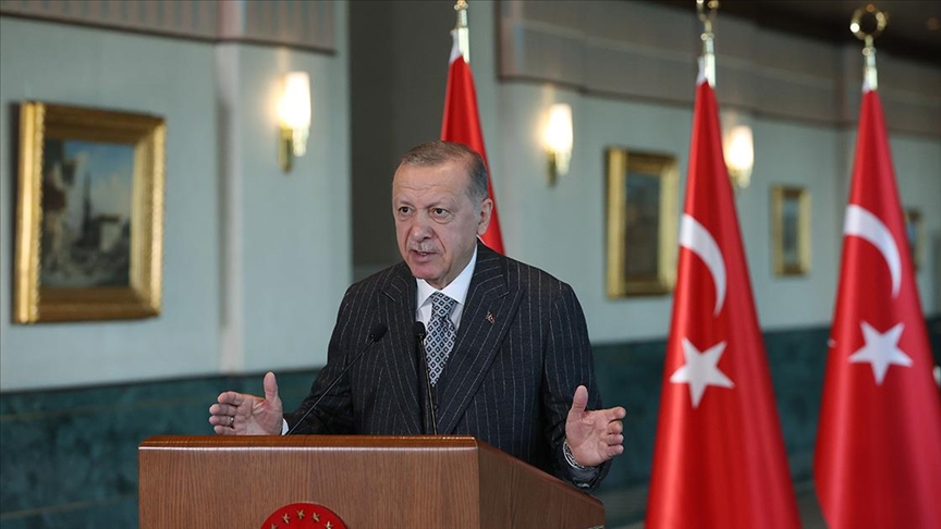 Erdoğan: Cumhuriyetimizin yüzüncü yaşını 'Türkiye Yüzyılı' atılımıyla karşılamaya hazırlanıyoruz