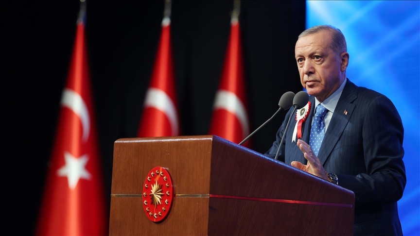 Erdoğan: Uyuşturucuyla mücadele veren emniyet teşkilatıma iftirada bulunamazsınız