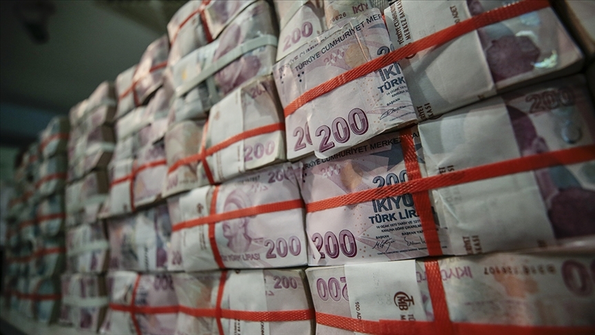 Türk lirasıyla dış ticaret hacmi 10 ayda 300 milyar liraya dayandı