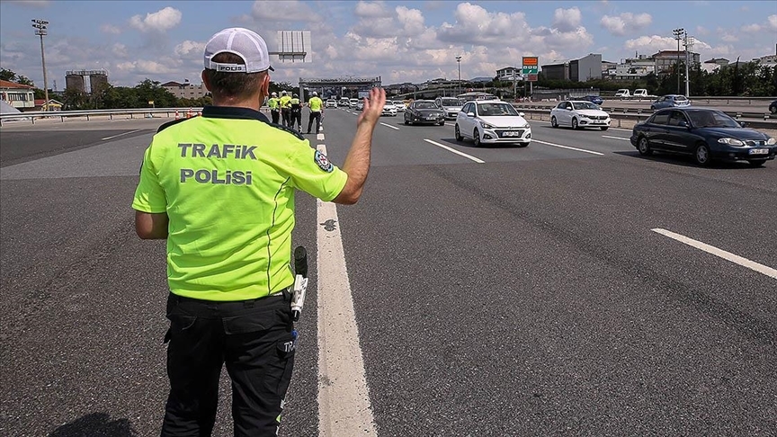 İstanbul'da bazı yollar maraton nedeniyle trafiğe kapatılacak