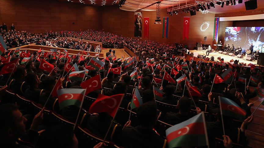 Azerbaycan'ın "8 Kasım Zafer Günü" Ankara'da kutlandı