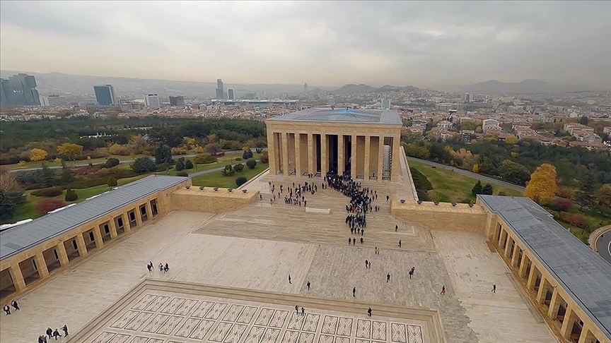 Atatürk'ün ebedi istirahatgahı Anıtkabir'de farklı bir yolculuk