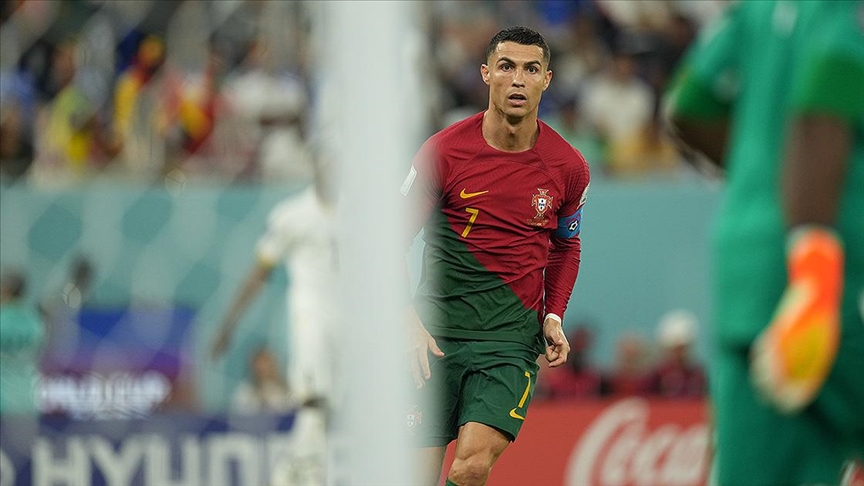 Ronaldolu Portekiz son 16 için Uruguay karşısında