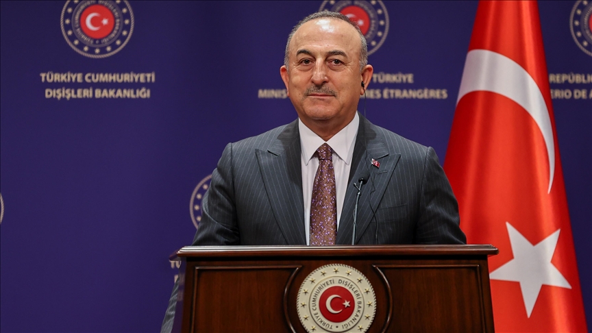 Dışişleri Bakanı Çavuşoğlu: Ya Yunanistan anlaşmalara uyar ya da biz gereğini yaparız