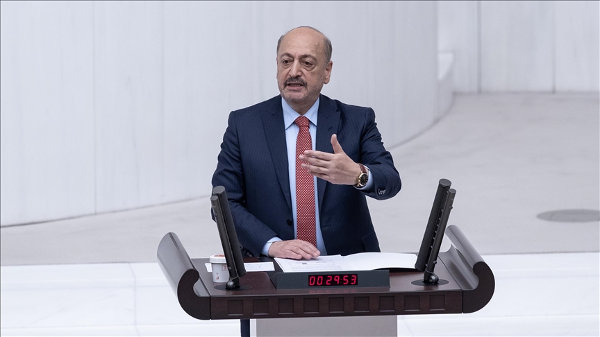 Bilgin: '(EYT düzenlemesi) Ayın sonuna kadar Meclis'e getireceğimi söylemiştim'