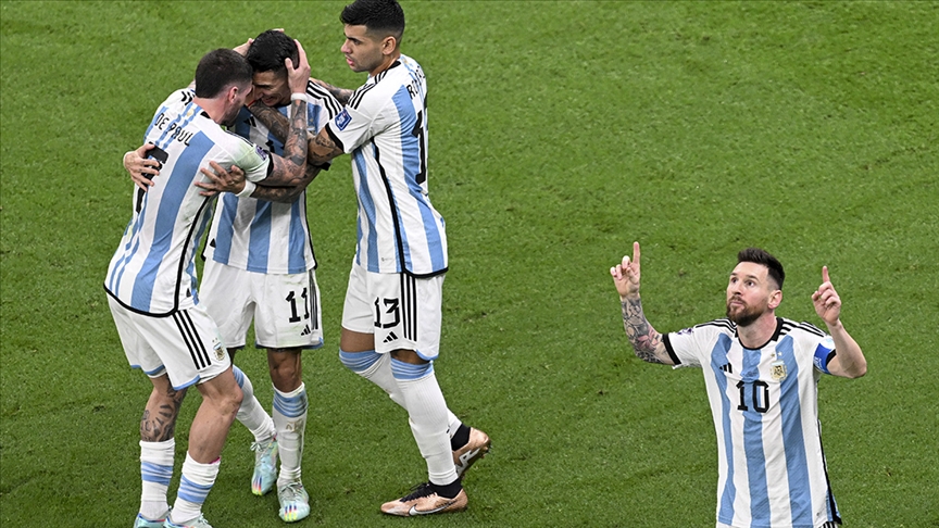 Dünya Kupası'nı Arjantin kazandı!
