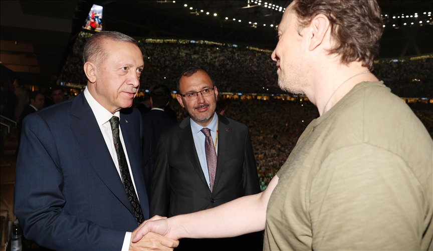 Cumhurbaşkanı Erdoğan, 2022 FIFA Dünya Kupası final maçında Elon Musk ile görüştü