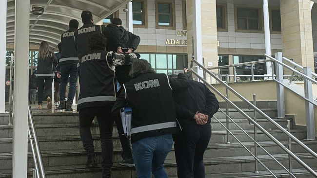 Antalya'da sahte para operasyonu: 5 Gözaltı