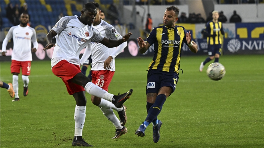 MAÇ SONUCU| MKE Ankaragücü 1-2 Ümraniyespor