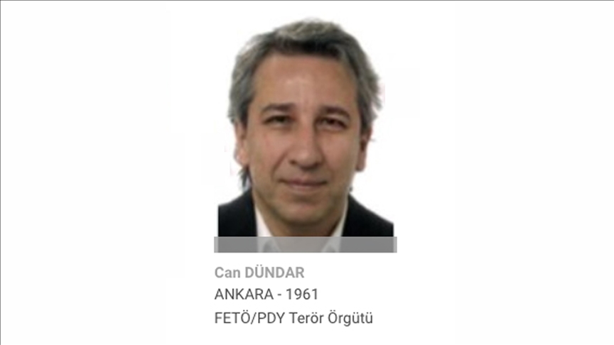 Firari Can Dündar "Terör Arananlar" listesinde gri kategoriye eklendi