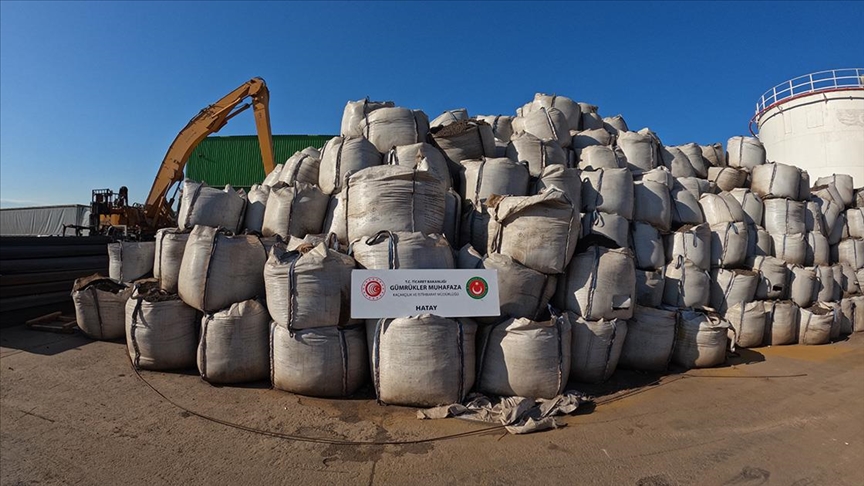 Hatay'da 3 bin 800 ton tehlikeli atığın ülkeye girişi engellendi