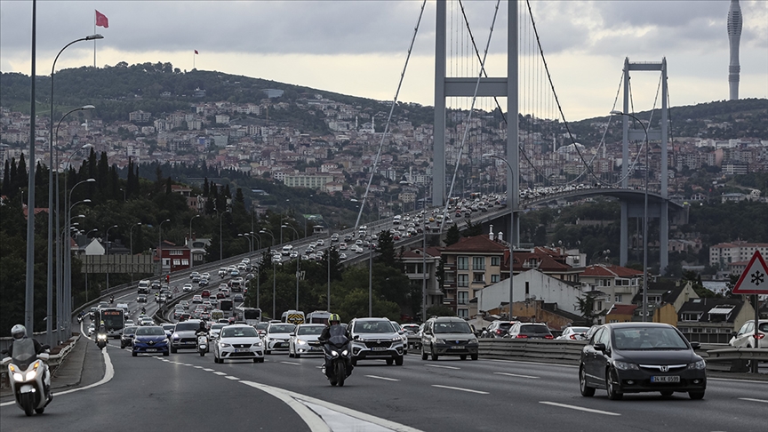 İstanbul'da yarın bazı yollar trafiğe kapatılıyor..