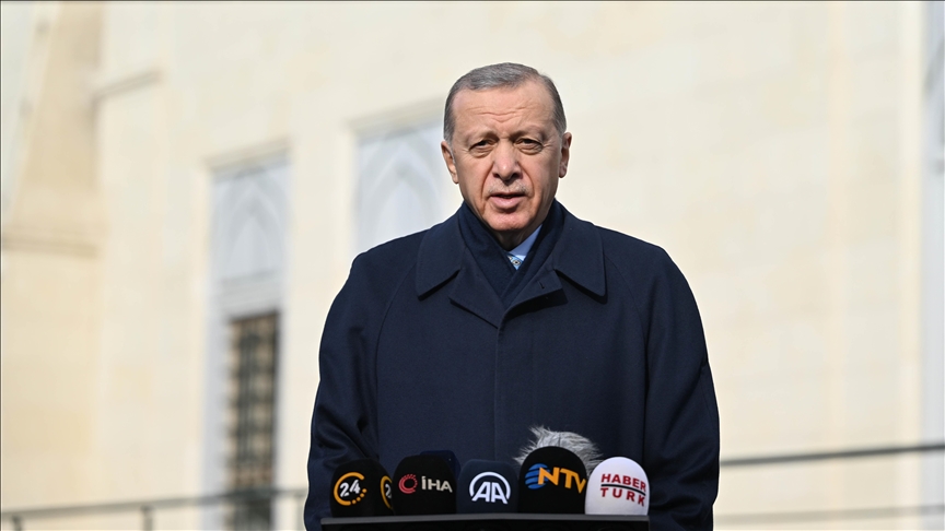 Cumhurbaşkanı Erdoğan'dan cuma namazı çıkışı flaş açıklamalar