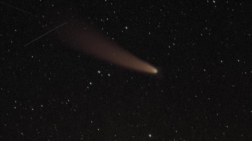 Kamyon büyüklüğündeki asteroit Dünya'ya çok yakın geçecek