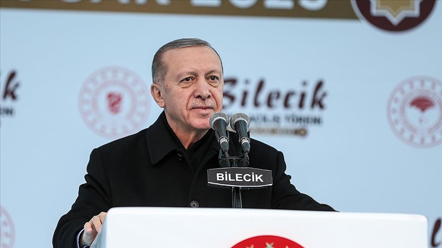 Erdoğan: Bandırma-Bursa-Yenişehir-Osmaneli Hızlı Tren Hattı'nı 2025'te bitiriyoruz