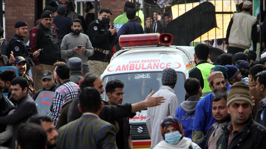 Pakistan’da camiye düzenlenen intihar saldırısında 28 kişi öldü, 150'den fazla kişi yaralandı