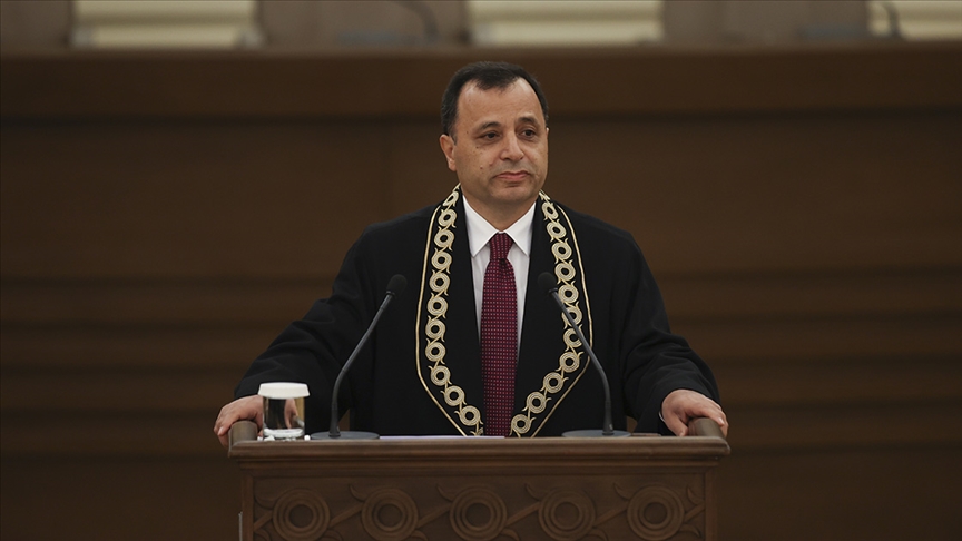 Anayasa Mahkemesi Başkanlığı'na Zühtü Arslan yeniden seçildi