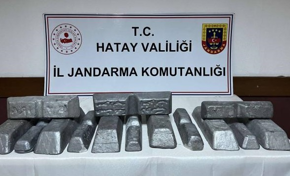 Hatay'da gümrük kaçağı 78 kilogram zirkonyum ele geçirildi