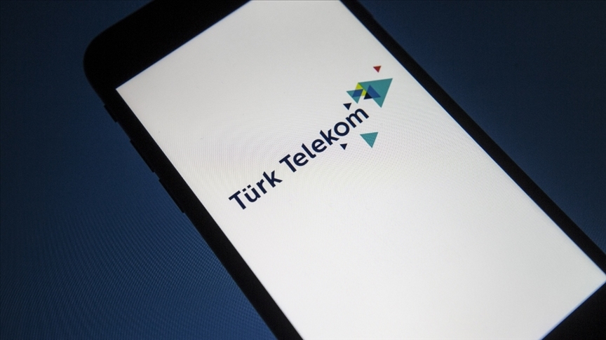 Türk Telekom, afet bölgelerindeki iletişim ihtiyacı için bilgilendirme ve seferberlik başlattı