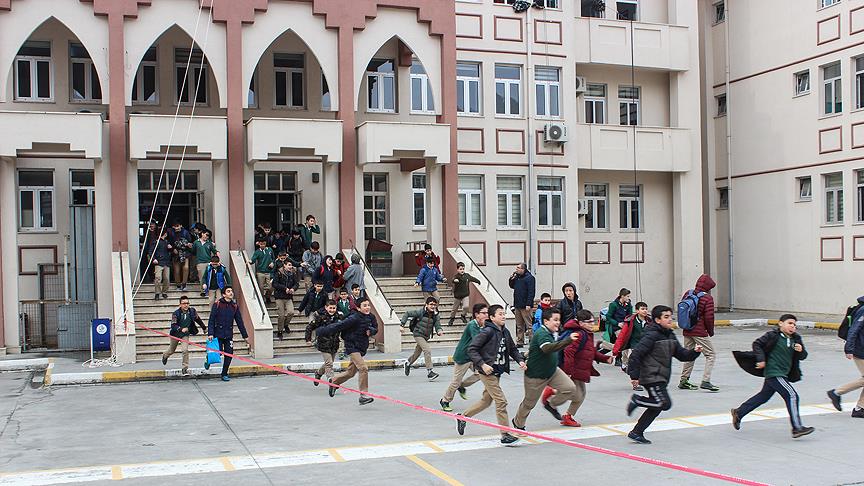 Depremin etkilediği Gaziantep ve Adana'da okullar 13 Mart'ta açılıyor