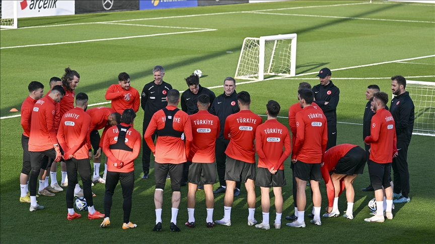 A Milli Futbol Takımı'nda Ermenistan ve Hırvatistan maçı hazırlıkları başladı