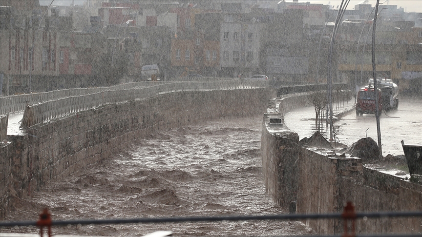 Deprem bölgesi için kuvvetli yağış uyarısı