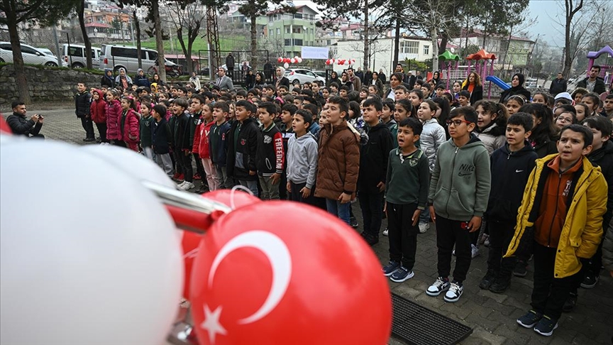 Kahramanmaraş'ın Andırın ilçesinde depremden 49 gün sonra eğitim öğretim başladı