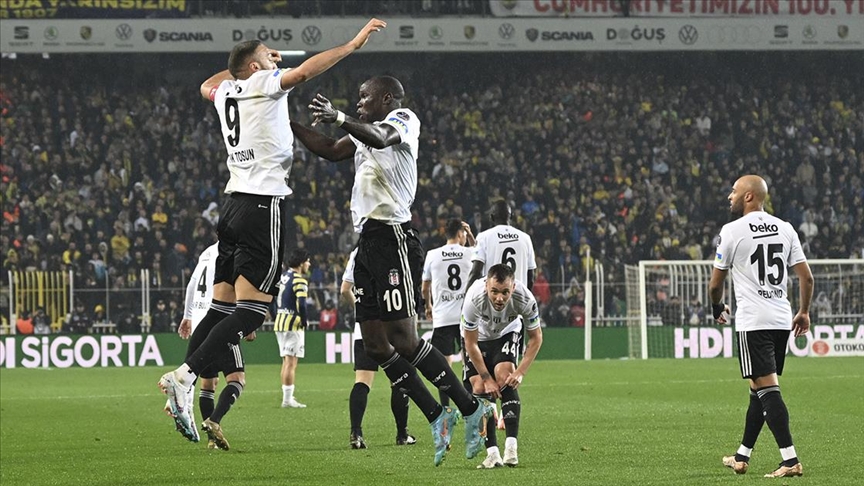 Beşiktaş deplasmanda Fenerbahçe'yi 4-2 yendi!