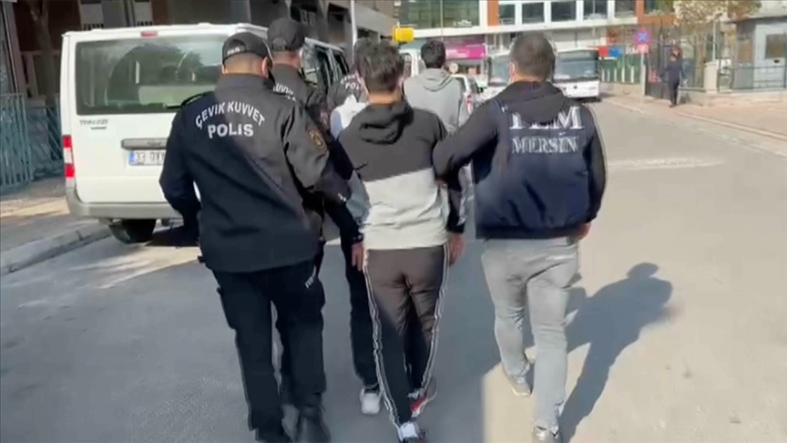 Mersin'deki DEAŞ operasyonunda yakalanan 8 zanlıdan 5'i tutuklandı