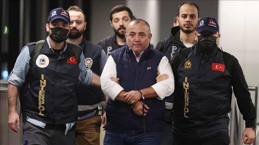 Uruguay tarafından iade edilen Osman Naim Kaya Türkiye'ye getirildi