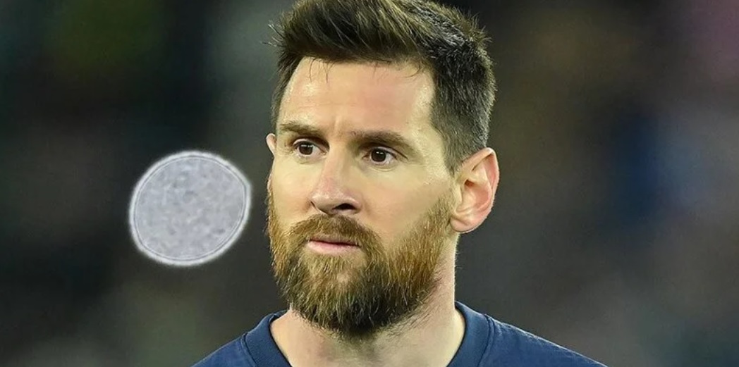 Kadro dışı bırakılmasının ardından özür dileyen Lionel Messi, PSG ile antrenmana çıktı