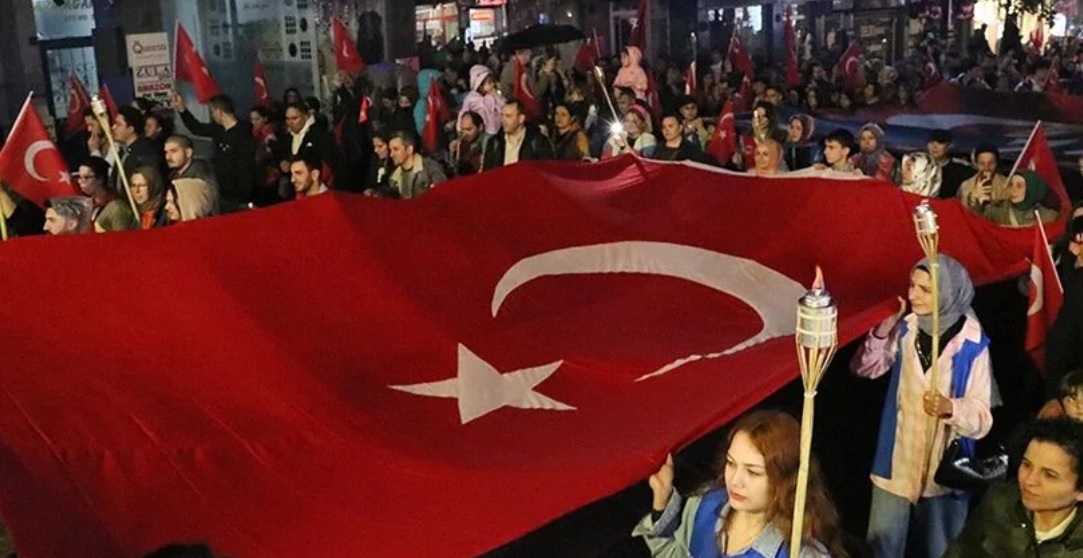 Samsun'da Fener Alayı ve Gençlik Haftası Yürüyüşü yapıldı