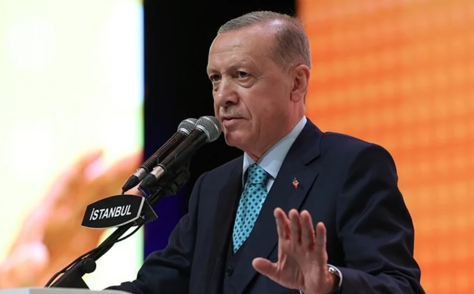 Cumhurbaşkanı Erdoğan: Siyasi hayatımızın tamamı milletimize hizmet etmekle geçti
