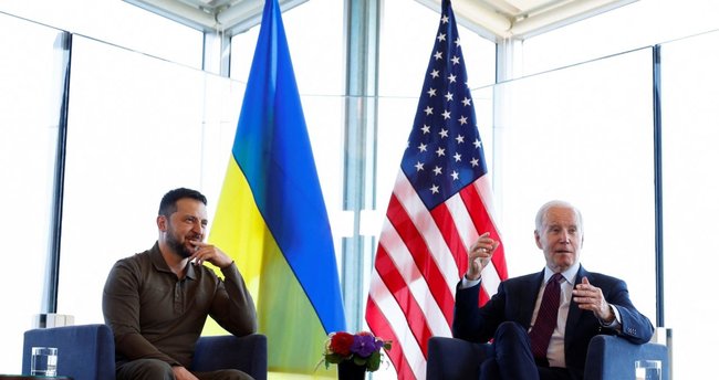 Japonya'daki G7 Zirvesi'nde Zelenskiy ile Biden bir araya geldi