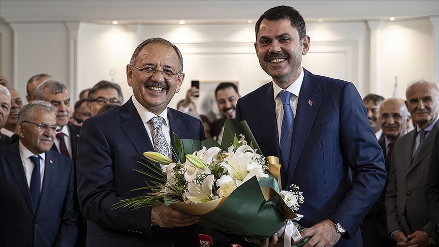 Çevre, Şehircilik ve İklim Değişikliği Bakanlığı'nda devir teslim töreni