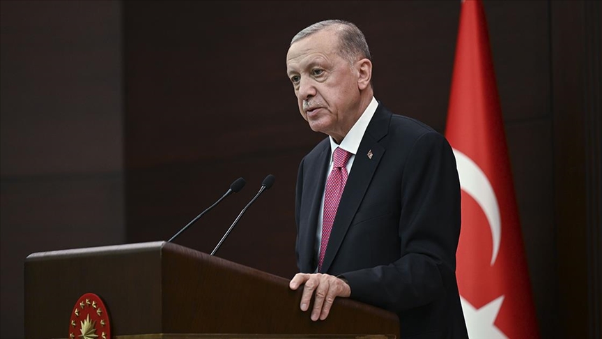 Erdoğan: Emeklilerimizin maaşlarını ve bayram ikramiyelerini Kurban Bayramı öncesinde ödeyeceğiz